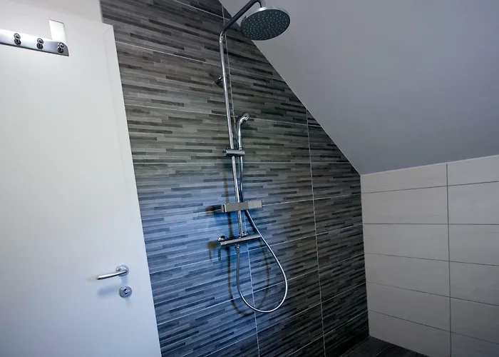 Marjetka * Zirovnica